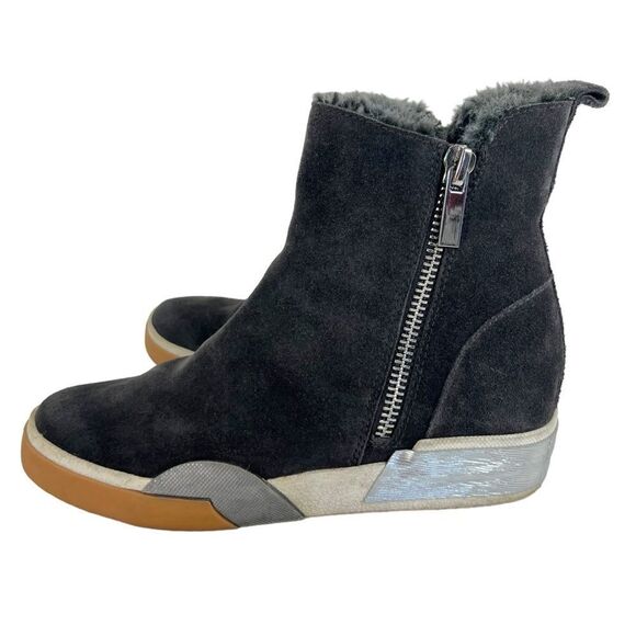 Dolce Vita Zelma Zip High Top Sneaker Booties - Picture 2 of 14